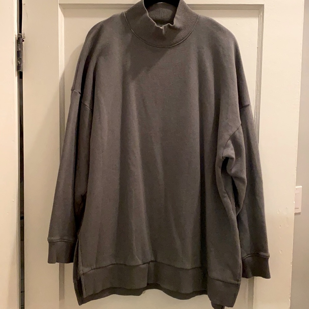 Dark Green oversized soft AEO sweatshirt sweater